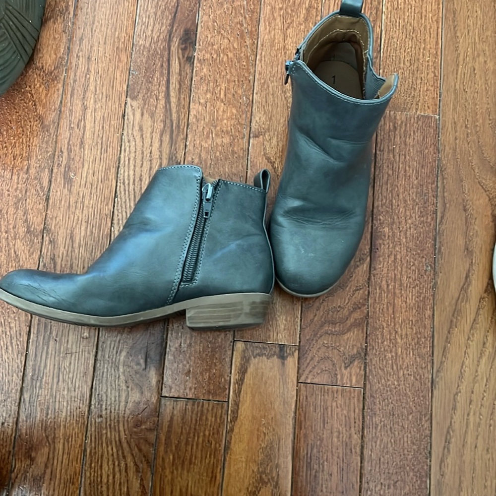 Men's Gray Leather Ankle Boots